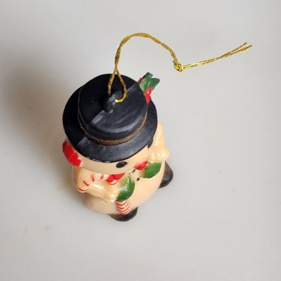 Vintage Frosty Snowman solid resin plastic Ornament Hong Kong 3" - Picture 3 of 6